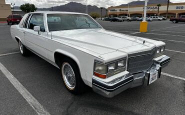 Cadillac-deville-1984-white-12