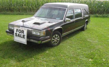 Cadillac-deville-1988-custom-1