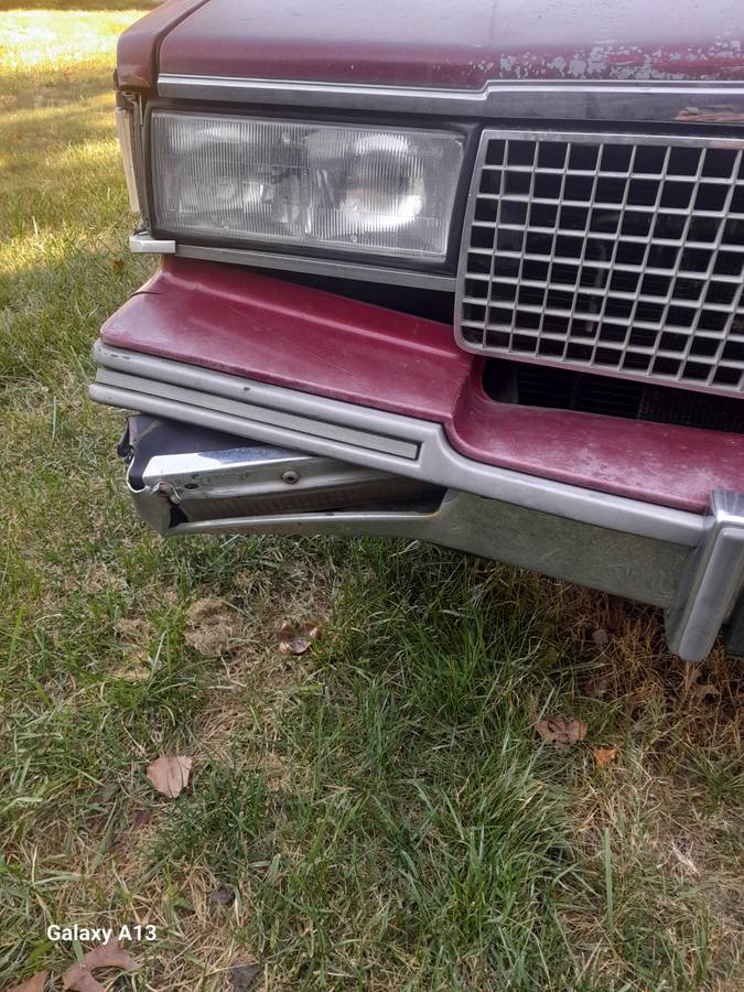 Cadillac-deville-1988-red-1