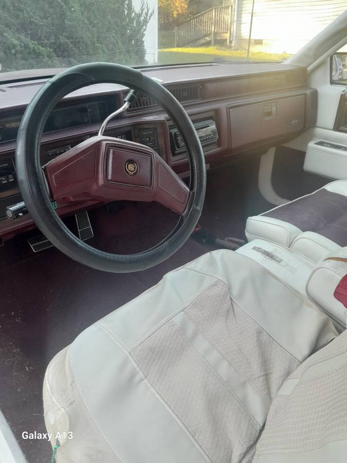 Cadillac-deville-1988-red-3