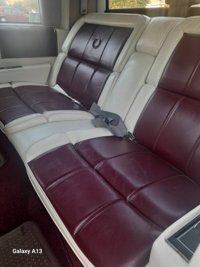 Cadillac-deville-1988-red