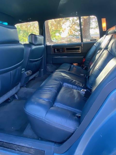 Cadillac-deville-1993-blue-3