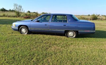 Cadillac-deville-1993-blue