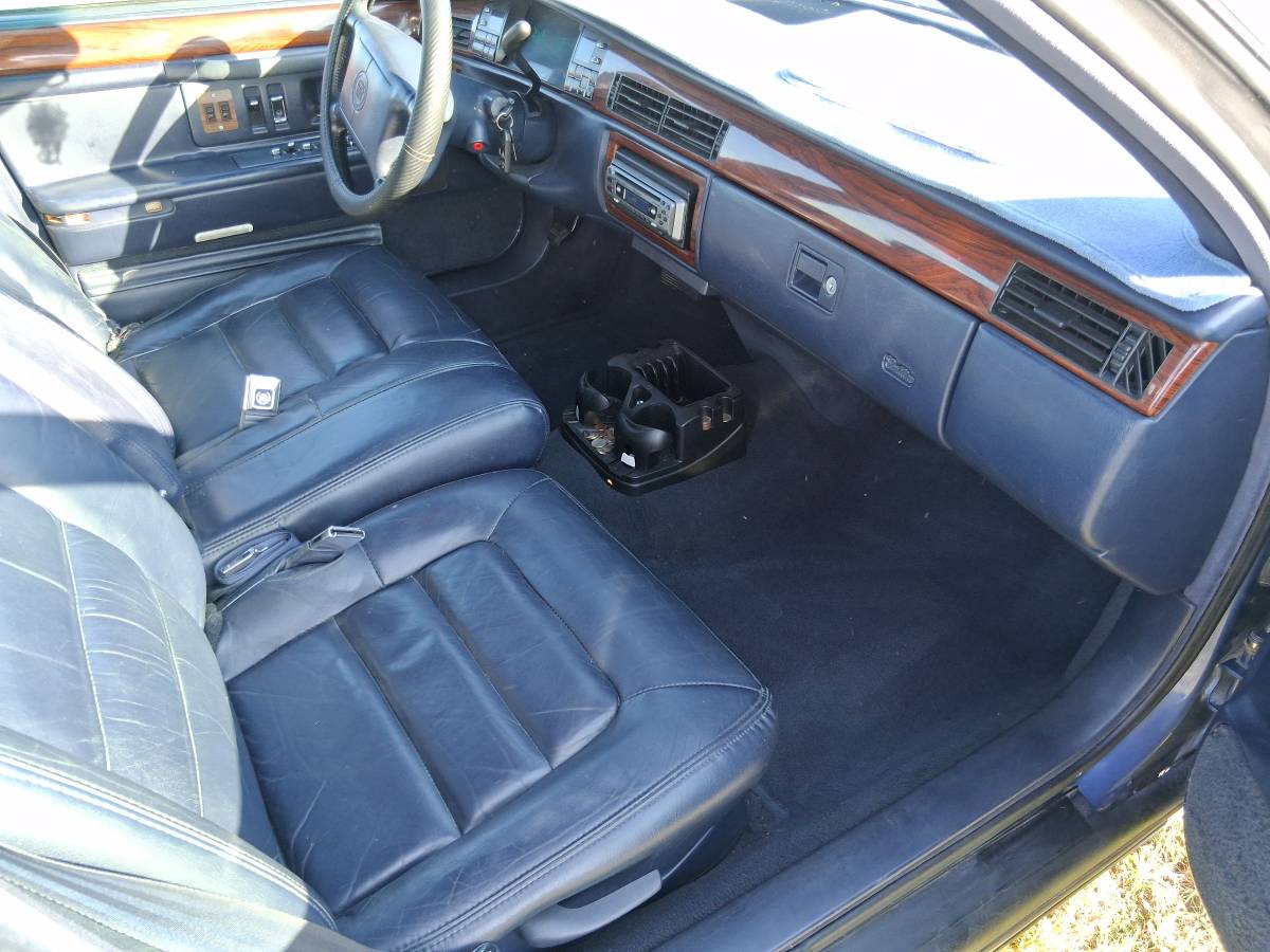 Cadillac-deville-1993-blue-4
