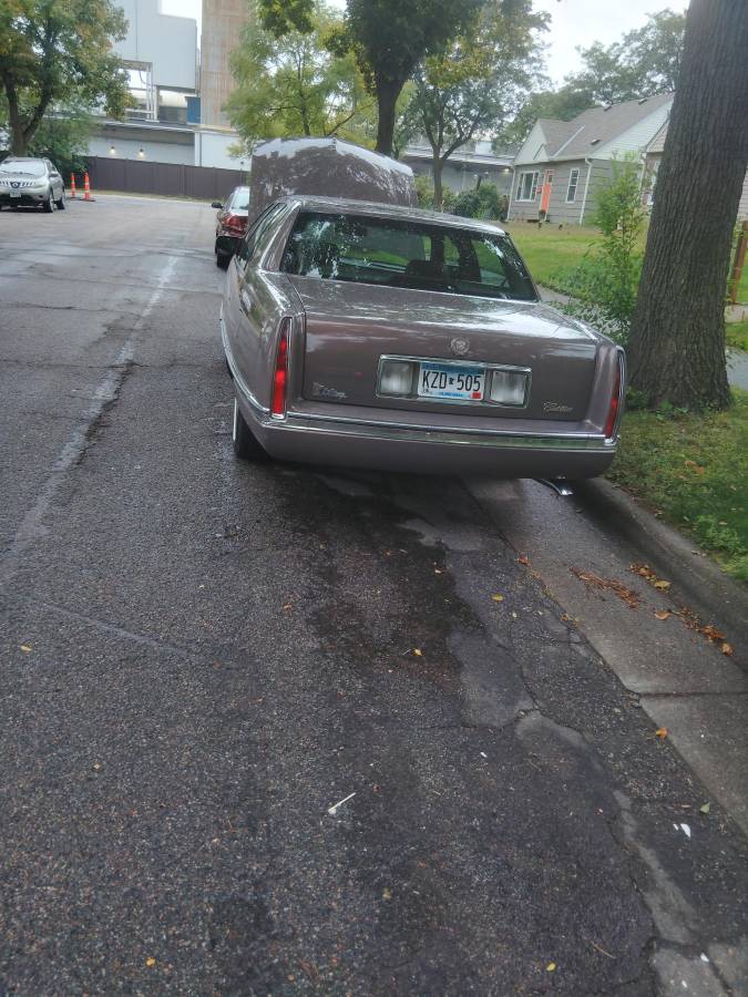 Cadillac-deville-1994-silver-3