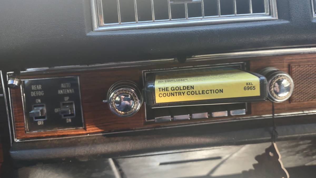 Cadillac-eldorado-1977-black-5
