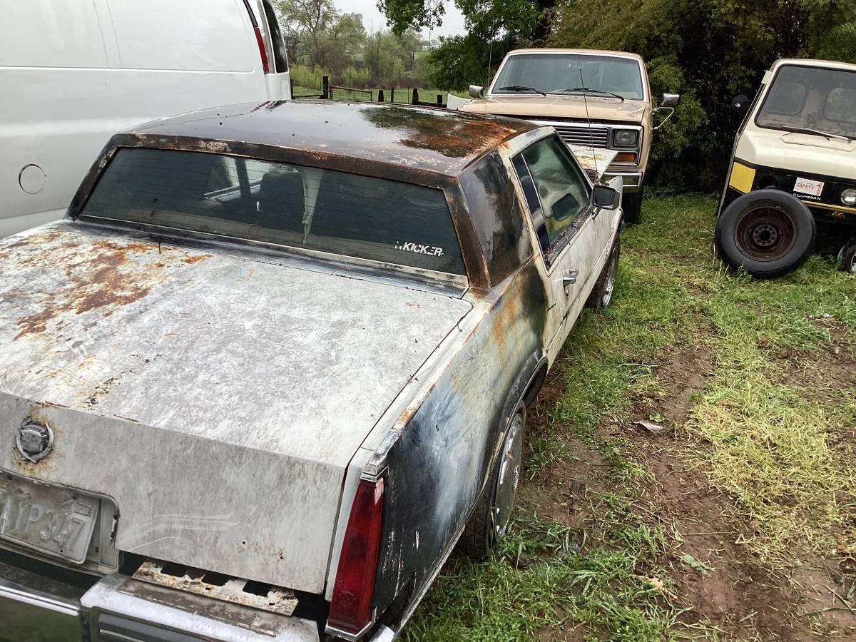 Cadillac-eldorado-1979-white-3