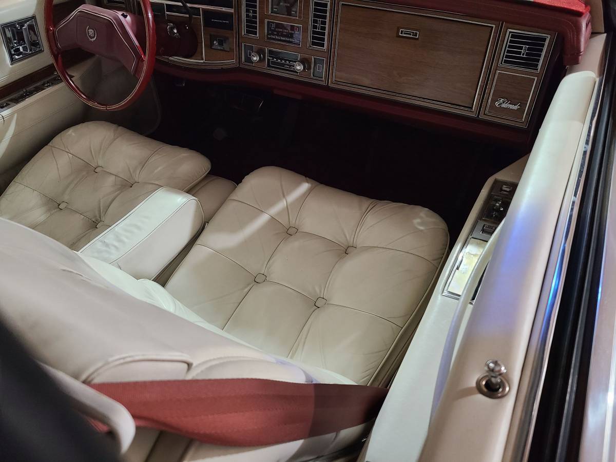 Cadillac-eldorado-1980-red-4