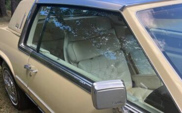 Cadillac-eldorado-1982-yellow-3