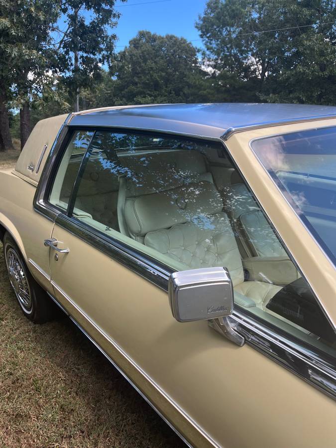 Cadillac-eldorado-1982-yellow-3