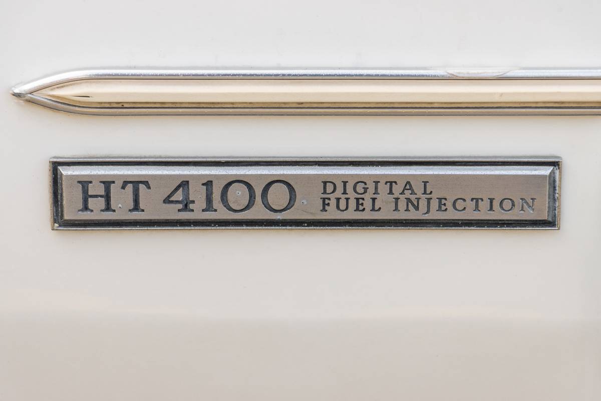 Cadillac-eldorado-1983-white-7