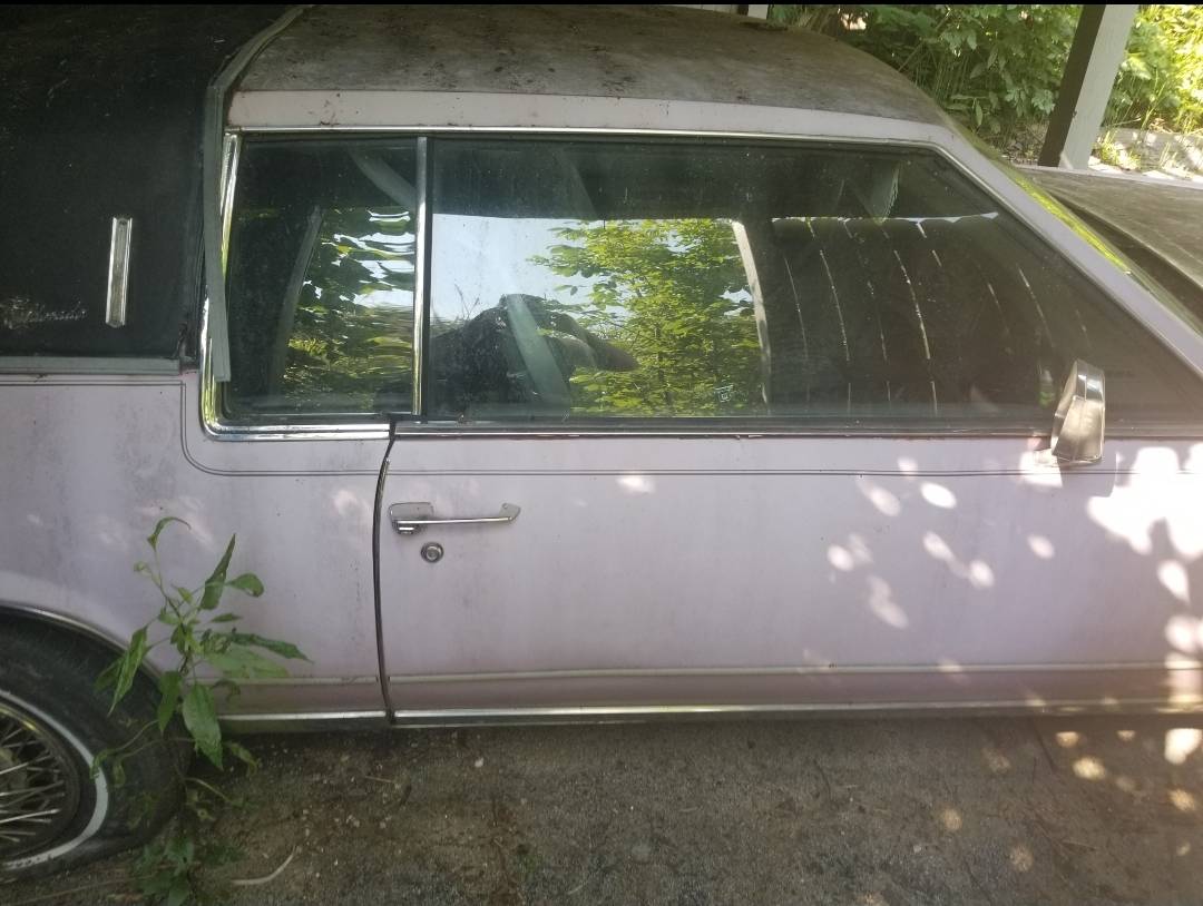 Cadillac-eldorado-1985-custom-5