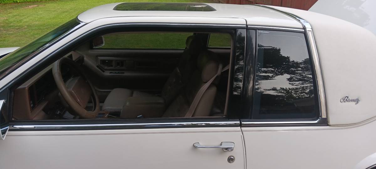 Cadillac-eldorado-1991-white-4
