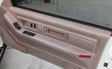 Cadillac-eldorado-1991-white-5