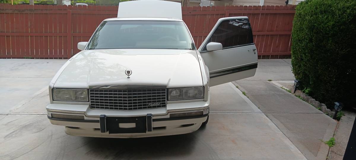 Cadillac-eldorado-1991-white-8