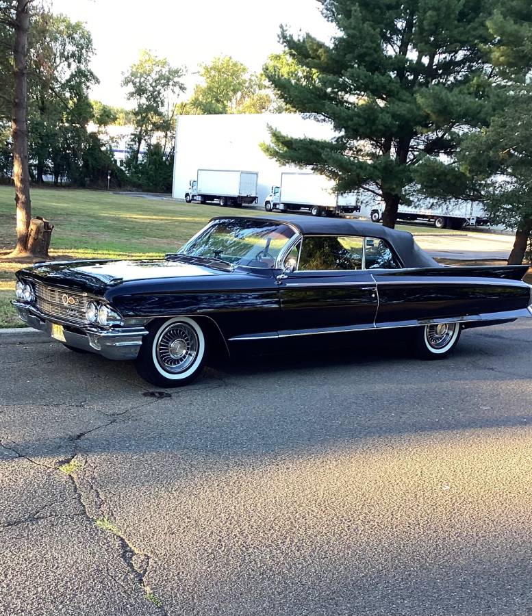 Cadillac-eldorado-biarritz-1962-black-11