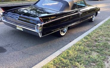 Cadillac-eldorado-biarritz-1962-black-14