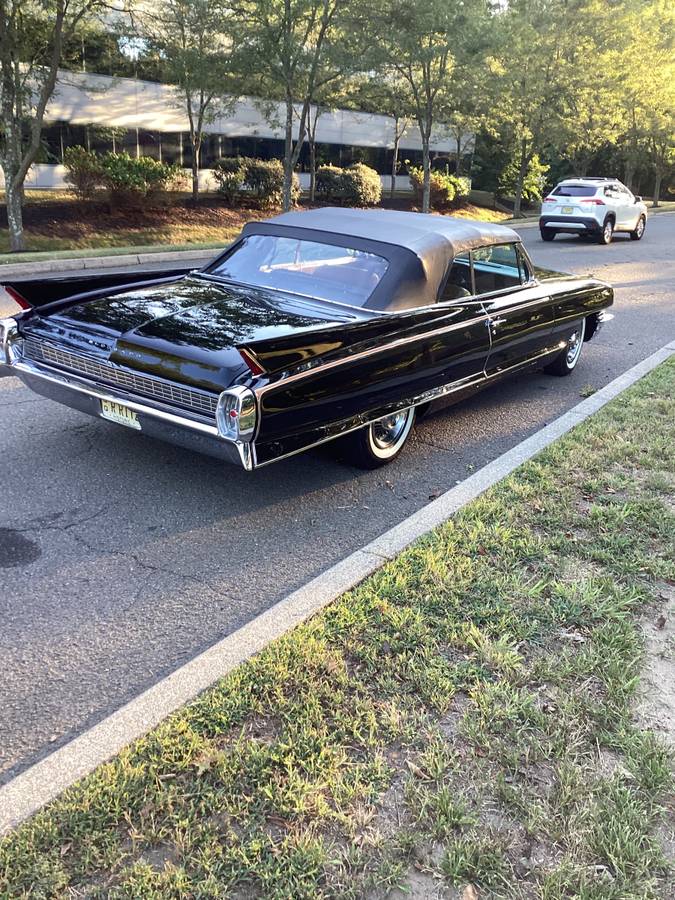 Cadillac-eldorado-biarritz-1962-black-14