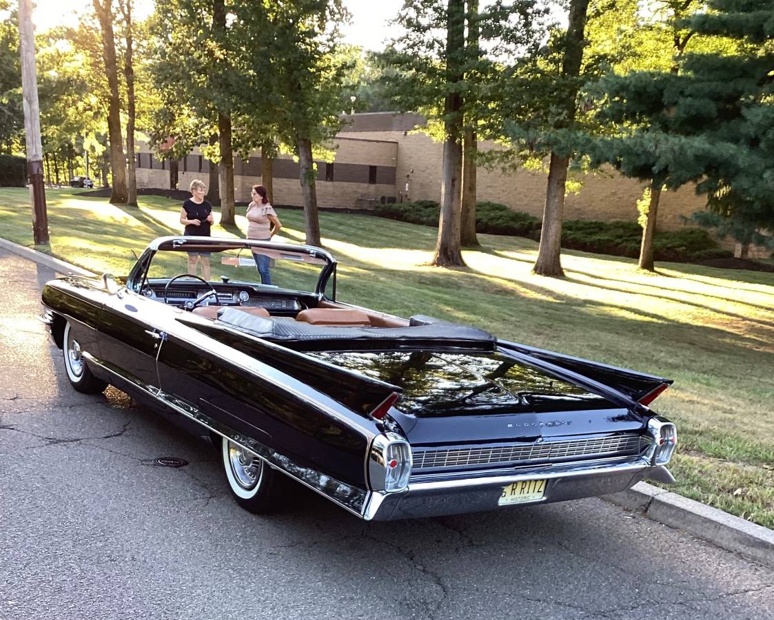 Cadillac-eldorado-biarritz-1962-black-3
