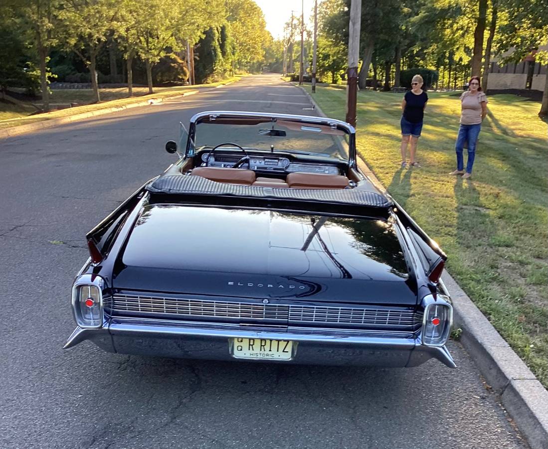 Cadillac-eldorado-biarritz-1962-black-4