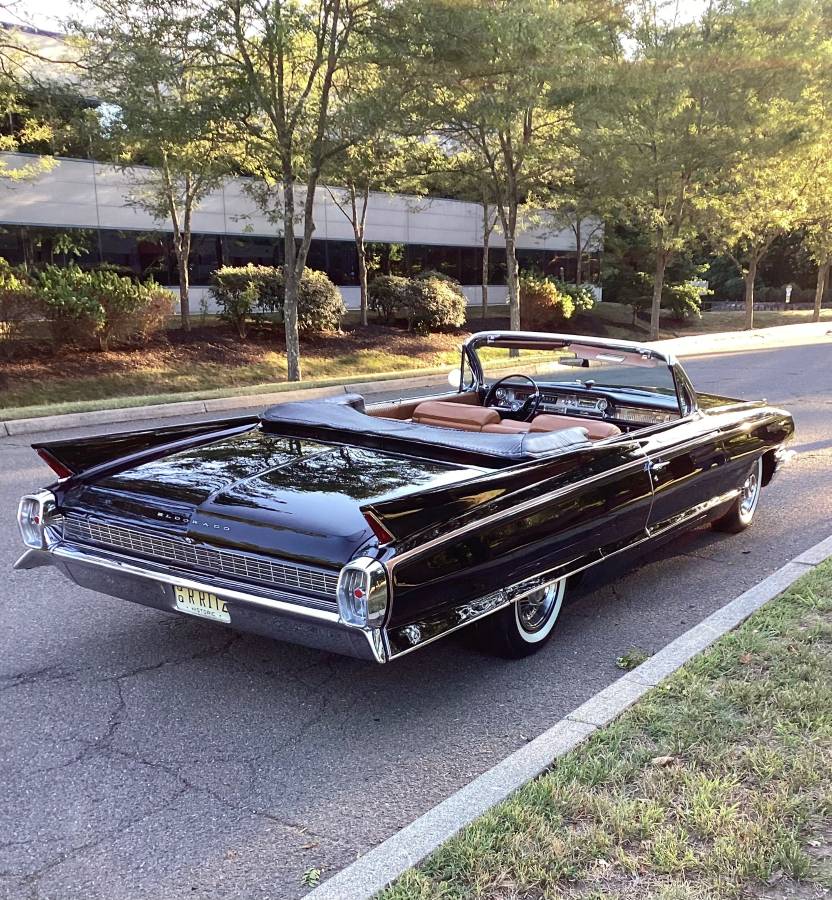 Cadillac-eldorado-biarritz-1962-black-5
