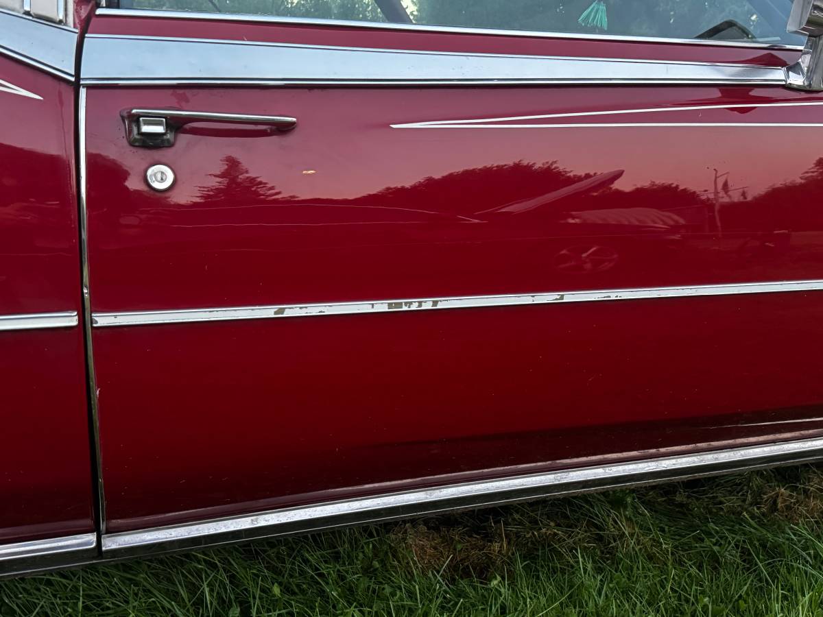 Cadillac-eldorado-biarritz-1978-red-17