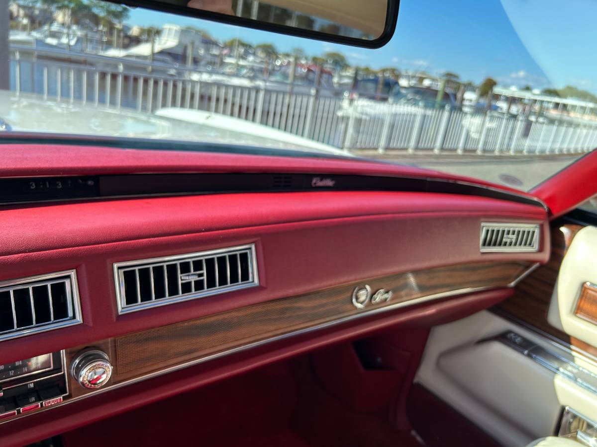 Cadillac-eldorado-biarritz-1978-white-7