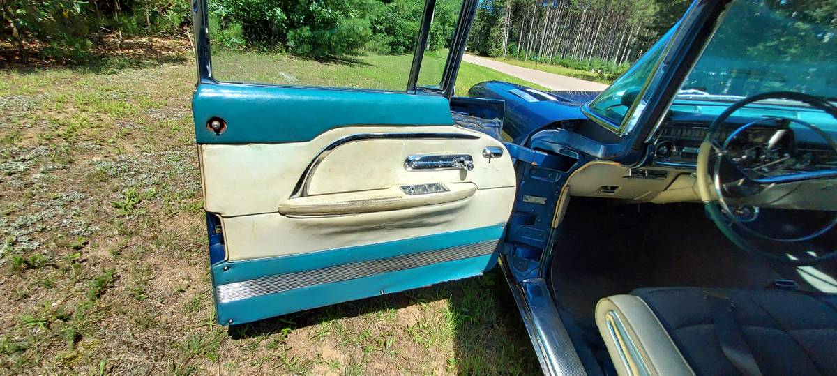 Cadillac-eldorado-brougham-1957-17