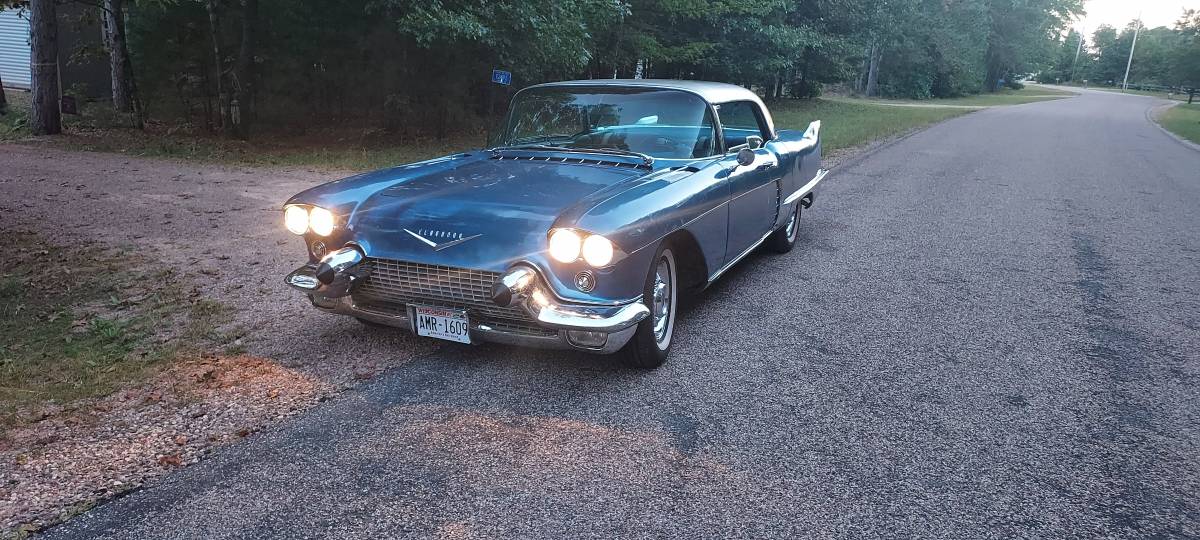Cadillac-eldorado-brougham-1957-65