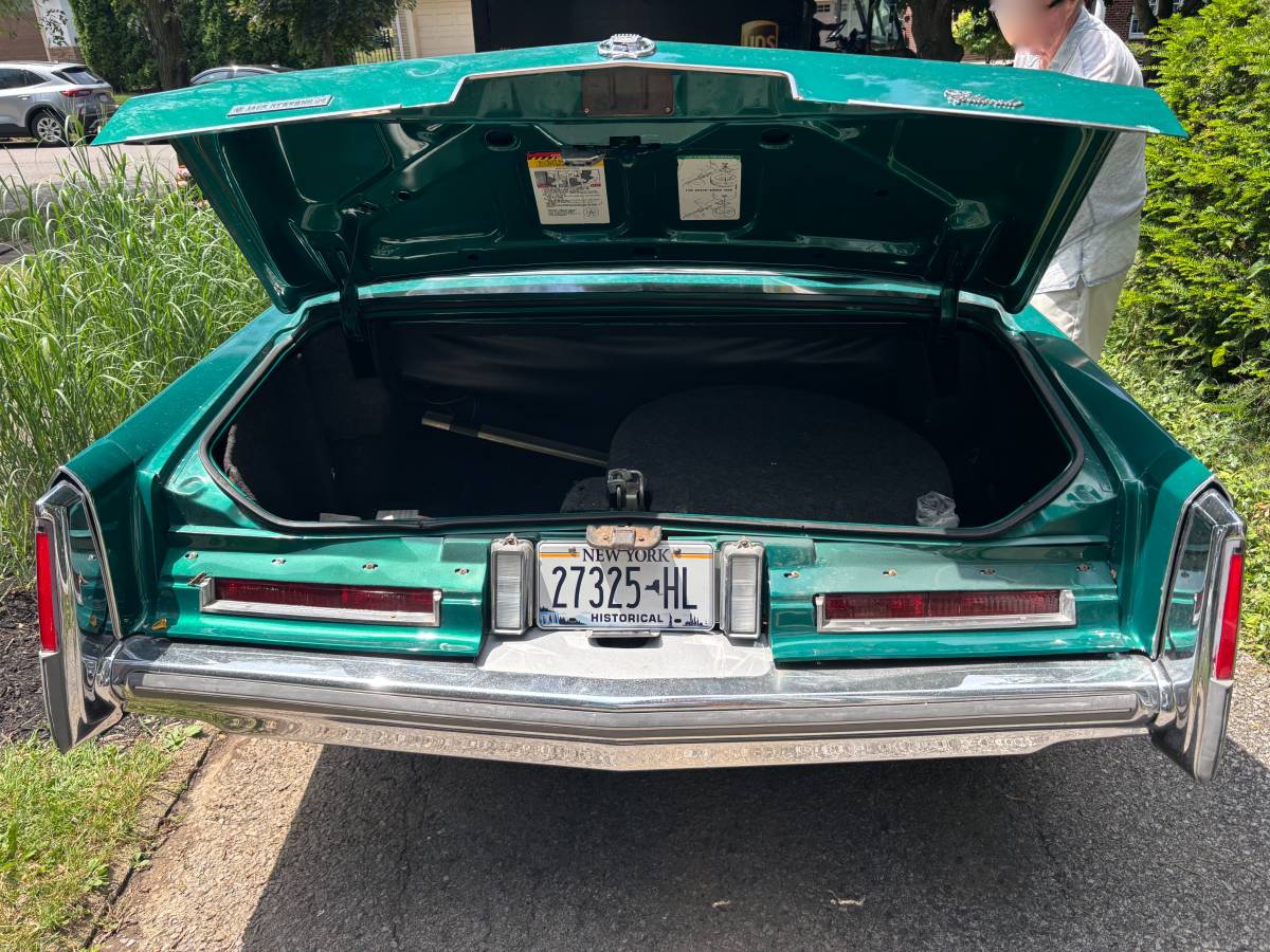 Cadillac-eldorado-convertible-1976-green-10