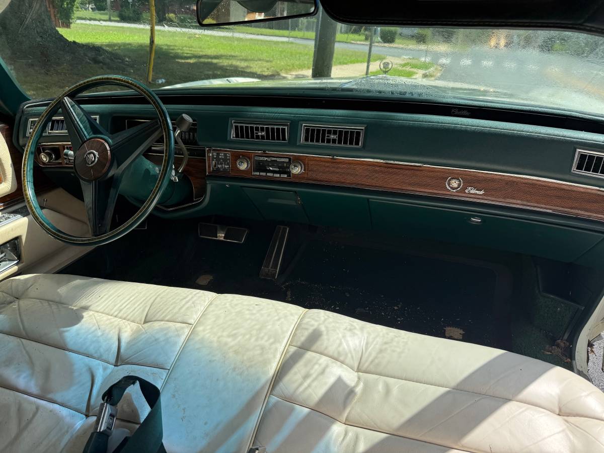 Cadillac-eldorado-convertible-1976-white-5