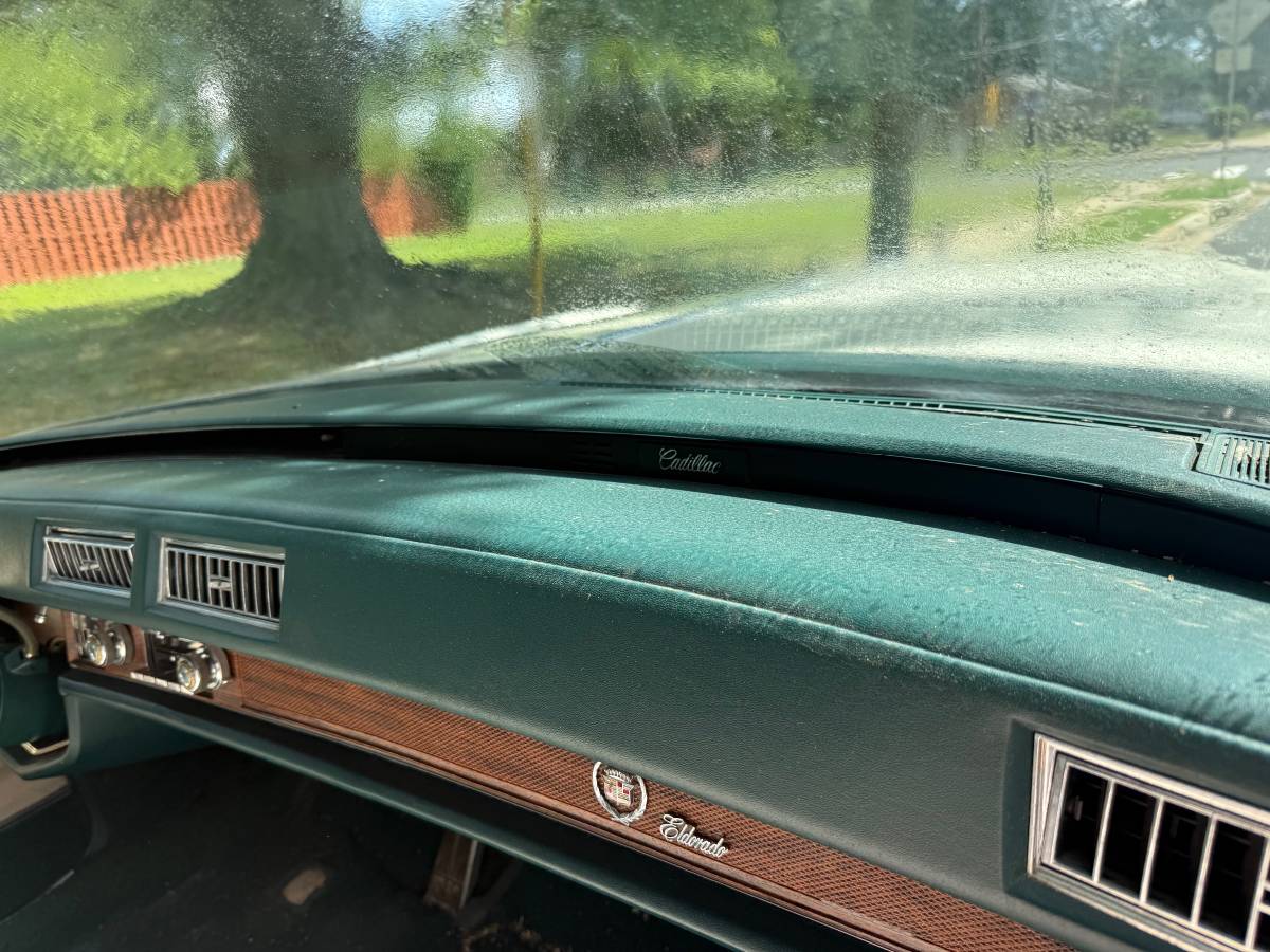 Cadillac-eldorado-convertible-1976-white-6