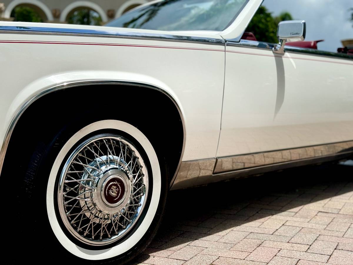 Cadillac-eldorado-convertible-1984-white-12