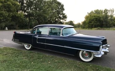 Cadillac-fleetwood-1955-blue-12