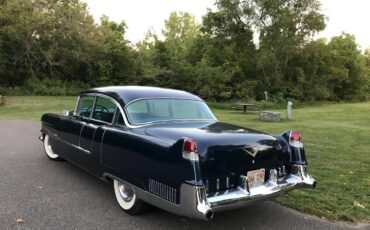 Cadillac-fleetwood-1955-blue-3