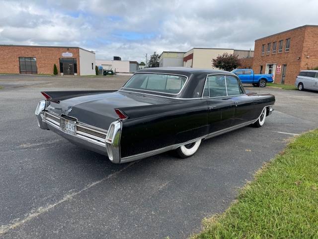 Cadillac-fleetwood-1964-black-1
