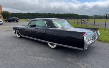 Cadillac-fleetwood-1964-black-2