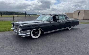 Cadillac-fleetwood-1964-black