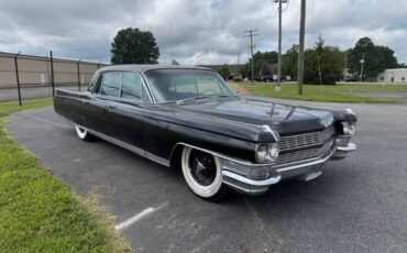 Cadillac-fleetwood-1964-black-4