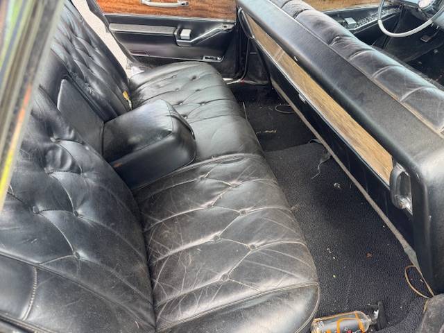 Cadillac-fleetwood-1964-black-5