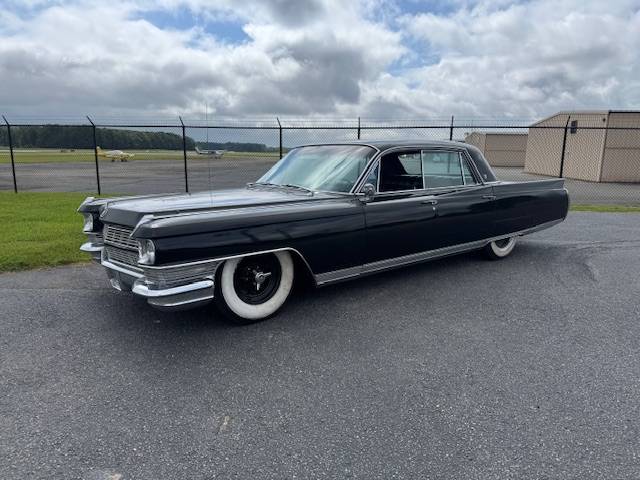 Cadillac-fleetwood-1964-black