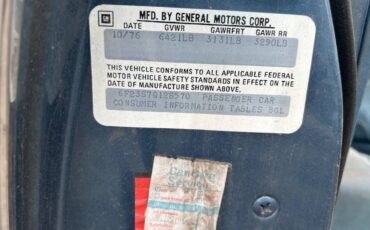 Cadillac-fleetwood-1977-blue-12