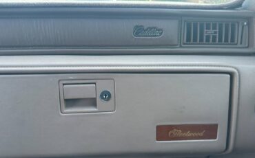 Cadillac-fleetwood-1989-brown-11