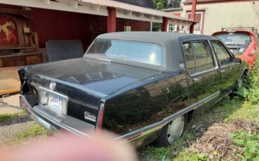 Cadillac-fleetwood-1991-black-3