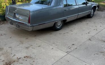 Cadillac-fleetwood-1994-silver-1