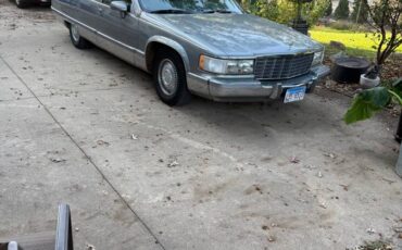 Cadillac-fleetwood-1994-silver