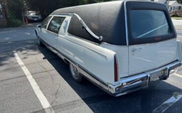 Cadillac-fleetwood-1994-white-1