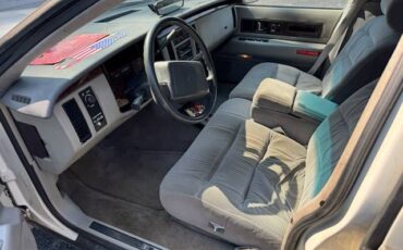 Cadillac-fleetwood-1994-white-4
