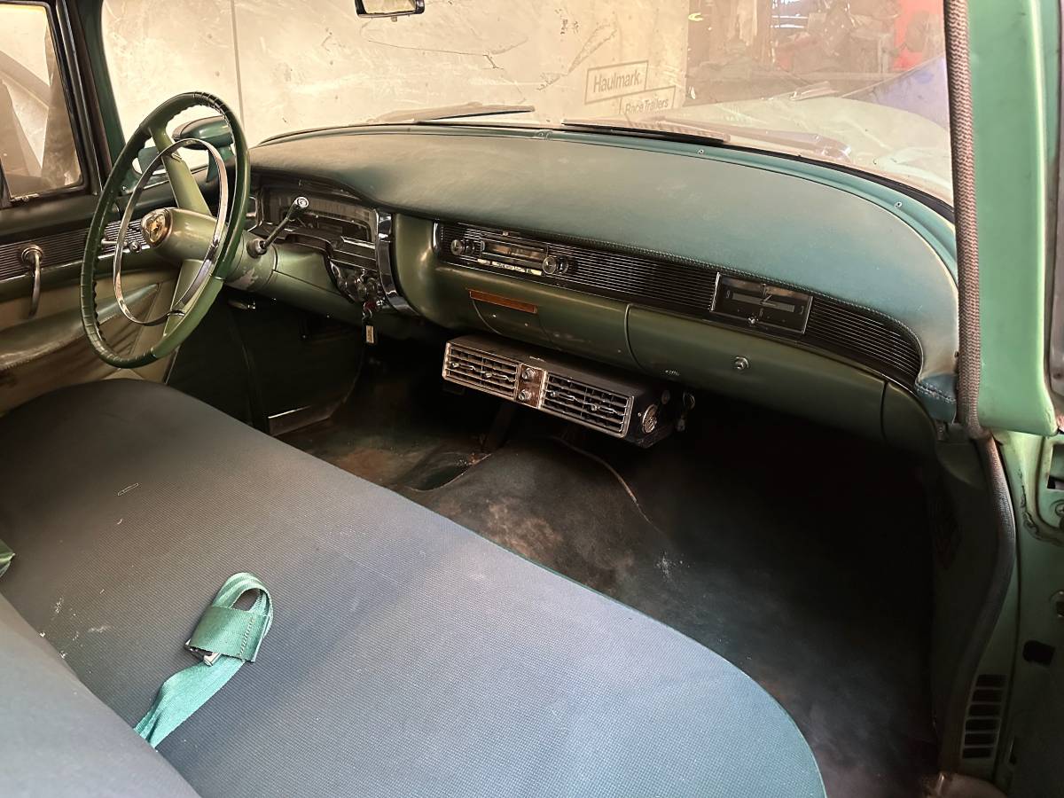 Cadillac-fleetwood-60-special-1955-10