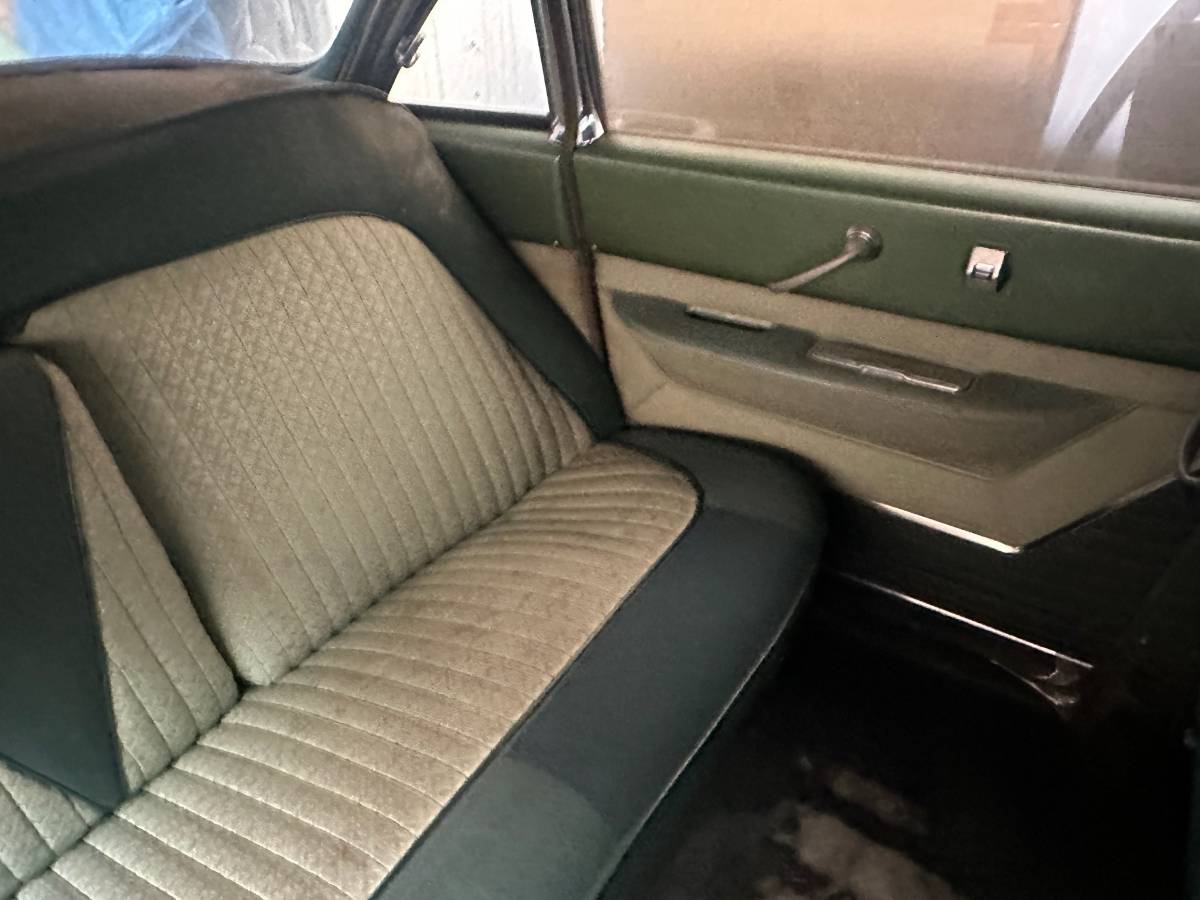 Cadillac-fleetwood-60-special-1955-12